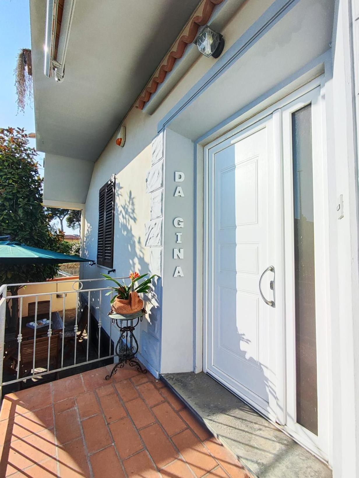 A Casa Di Gina Appartement Rosignano Solvay Buitenkant foto